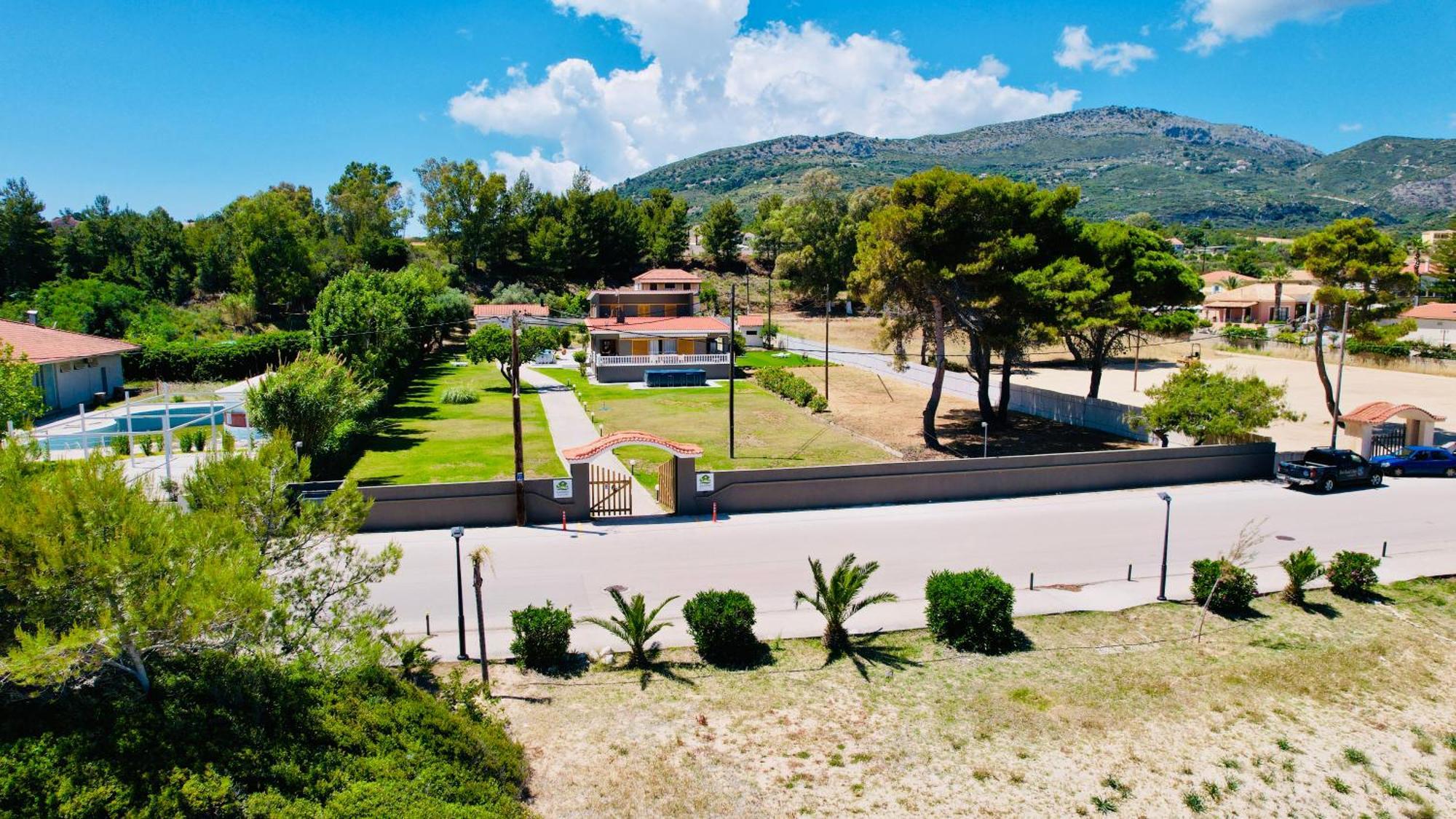 Gazonia Family Estate Hotel Skala  Exterior foto